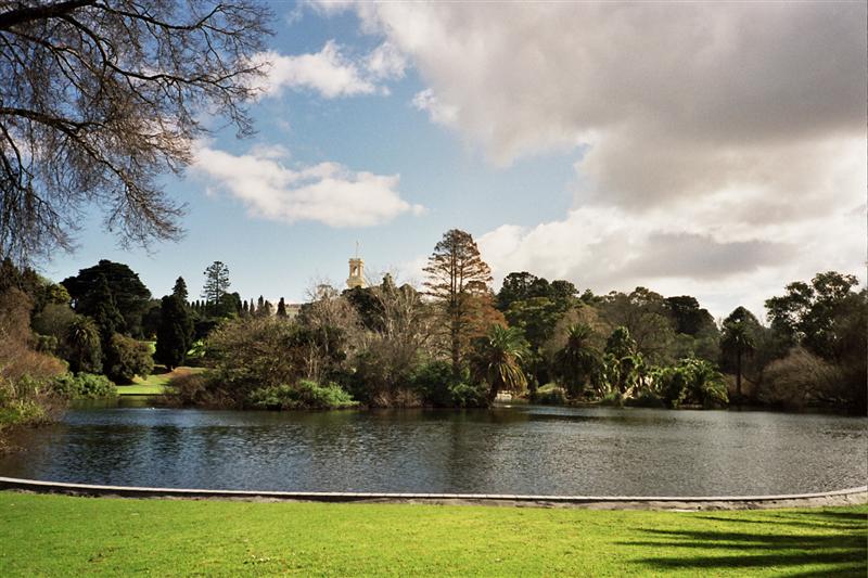 Melbourne - Ornamental Lake in Kings Domain