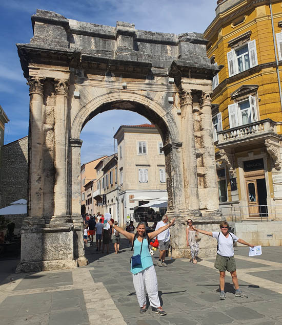 Pula - Arco de los Sergios