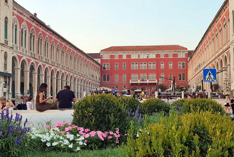 Split - Trg Republike