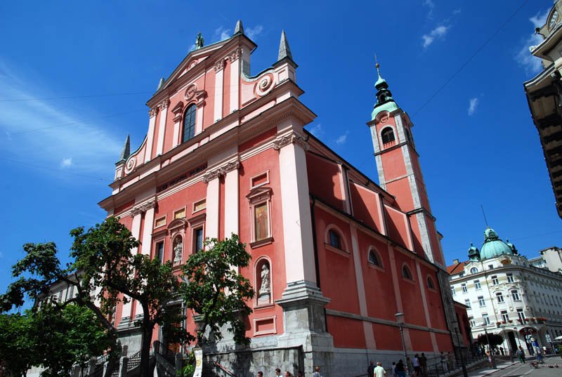 Ljubliana - Franciškanska cerkev/Iglesia franciscana