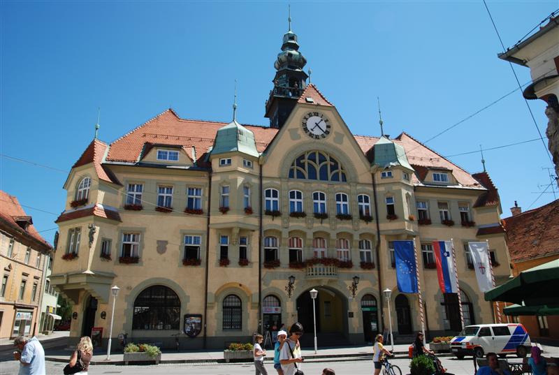 Ptuj - Mestna hiša / Ayuntamiento / Town Hall