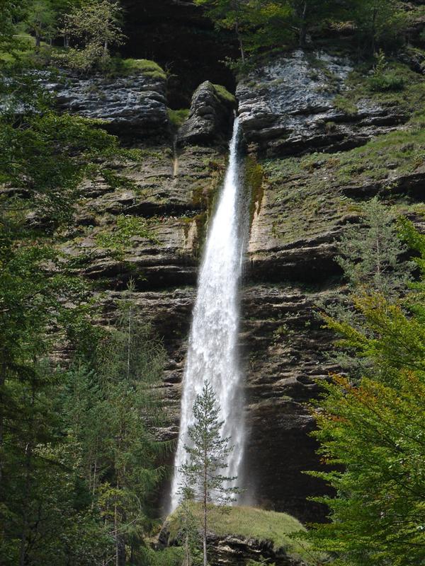 Cascada Pericnik