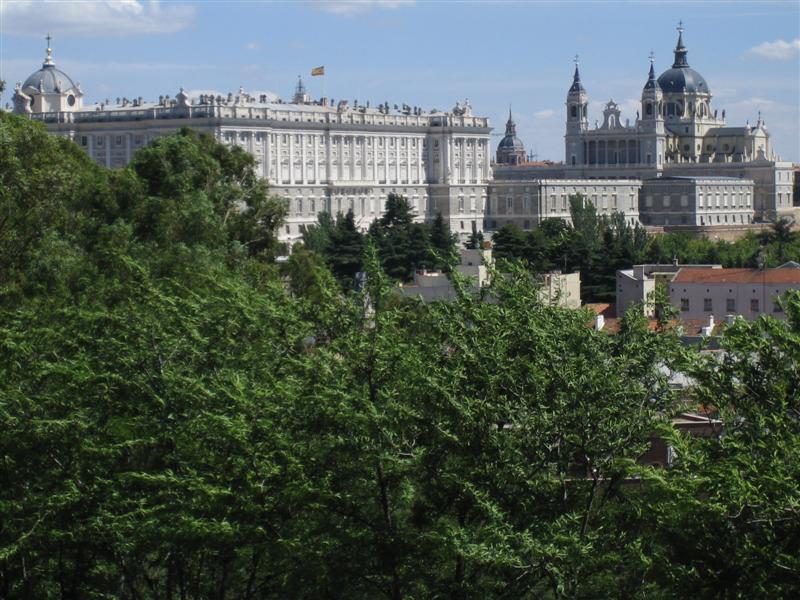 Palacio real y La Almudena