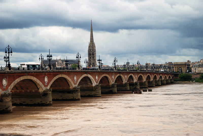 Bordeaux - Pont de Pierre