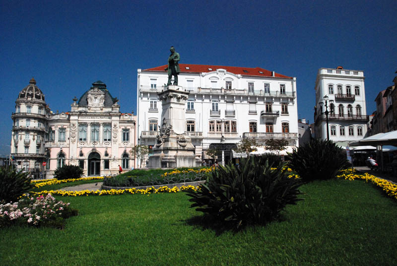 Coimbra - Largo de Portagem