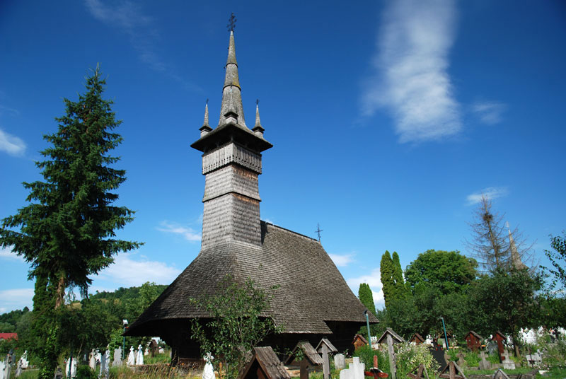 Rogoz - Biserica de lemn Sf. Arhangheli